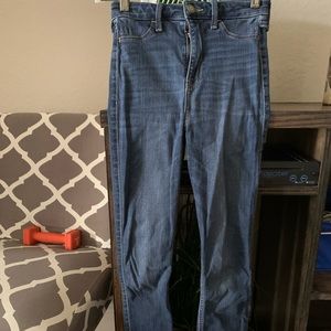 Hollister skinny jeans